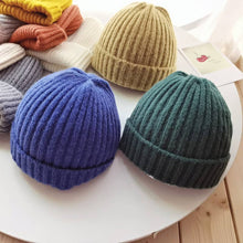 Load image into Gallery viewer, Matching Parent & Child Knit Beanie Set