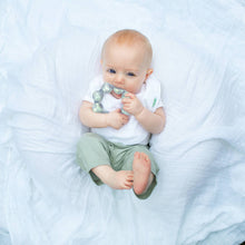 Load image into Gallery viewer, Green Sprouts Cooling Teether - Clear Ring