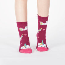 Load image into Gallery viewer, Sock It to Me Look At Me Meow Junior Crew Socks 3-Pack