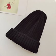 Load image into Gallery viewer, Matching Parent & Child Knit Beanie Set