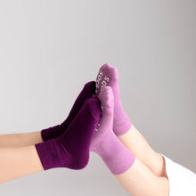 Load image into Gallery viewer, Squid Socks Orchid - Non-Slip Baby Socks in Lilac, Lavender, Plum Colors