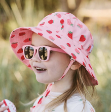 Load image into Gallery viewer, Jan & Jul Aqua Dry Bucket Hat Pink Strawberry