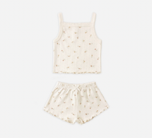 Laden Sie das Bild in den Galerie-Viewer, Quincy Mae Pointelle Tanktop- und Short-Set Petit Fleur