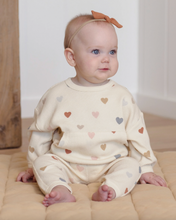 Laden Sie das Bild in den Galerie-Viewer, Quincy Mae Waffle-Pullover-Set Konfetti-Herzen