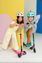 Laden Sie das Bild in den Galerie-Viewer, Micro Kickboard Maxi Deluxe Faltbar LED Rosa