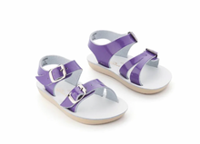 Load image into Gallery viewer, Salt Water Sandals Sea Wees Shiny Purple