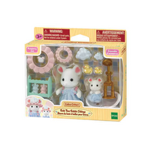 Load image into Gallery viewer, Calico Critters Bath Time Bubble Siblings