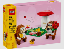 Load image into Gallery viewer, Lego Hedgehog Picnic Date 166 Pieces 8+