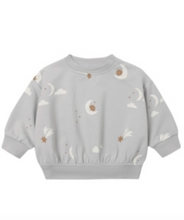 Laden Sie das Bild in den Galerie-Viewer, Quincy Mae Relaxed Sweatshirt Sky Friends