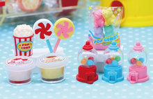 Laden Sie das Bild in den Galerie-Viewer, Iwako Candy Puzzle Eraser