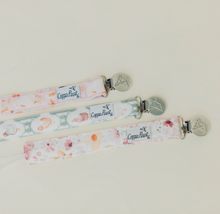 Load image into Gallery viewer, Copper Pearl Gigi Binky Clips 3-Pack