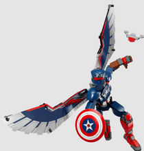Load image into Gallery viewer, Lego Marvel New Captain America Construction Figure 359 Pieces 8+
