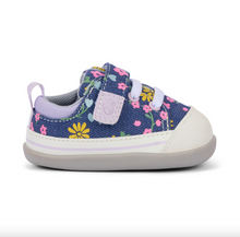 Load image into Gallery viewer, See Kai Run Stevie Mini Blue Denim Floral Size 4 Infant/Toddler