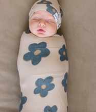 Load image into Gallery viewer, Copper Pearl Swaddle Blanket Gemma In Tan