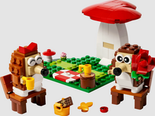 Load image into Gallery viewer, Lego Hedgehog Picnic Date 166 Pieces 8+