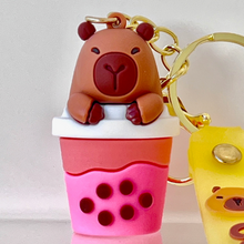 Laden Sie das Bild in den Galerie-Viewer, Capybara Fast Food Key Charm