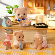 Laden Sie das Bild in den Galerie-Viewer, Calico Critters Biscuit Bear Twins