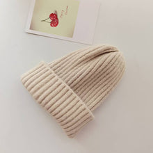 Load image into Gallery viewer, Matching Parent & Child Knit Beanie Set
