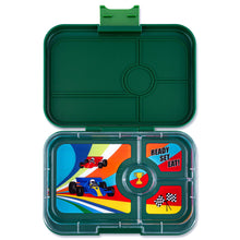 Laden Sie das Bild in den Galerie-Viewer, Yumbox Auslaufsichere Tapas Greenwich Grün 4 Fächer Rennautos Tablett
