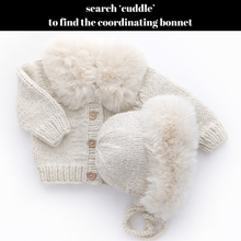 Laden Sie das Bild in den Galerie-Viewer, Huggalugs Fur Collar Natural Cardigan
