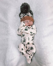 Load image into Gallery viewer, Huggalugs Forest Knit Beanie Hat Loden Size M (6-24m)