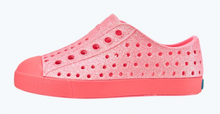 Load image into Gallery viewer, Native Jefferson Bling Floyd Bling/Floyd Pink Size 5 Toddler
