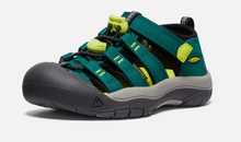 Load image into Gallery viewer, Keen Newport H2 Adventure/Evening Primrose Size 1 Big Kid