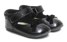 Load image into Gallery viewer, Robeez Velvet Bow Black Size 9-12m

