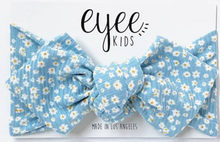 Load image into Gallery viewer, Eyee Kids Top Knot Headband Baby Blue Floral (Ribbed Knit)