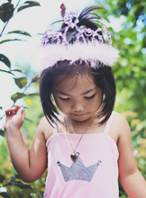 Load image into Gallery viewer, Great Pretenders Boutique Locket Necklace