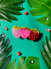 Load image into Gallery viewer, Not Picasso Very Berry Hair Claw

