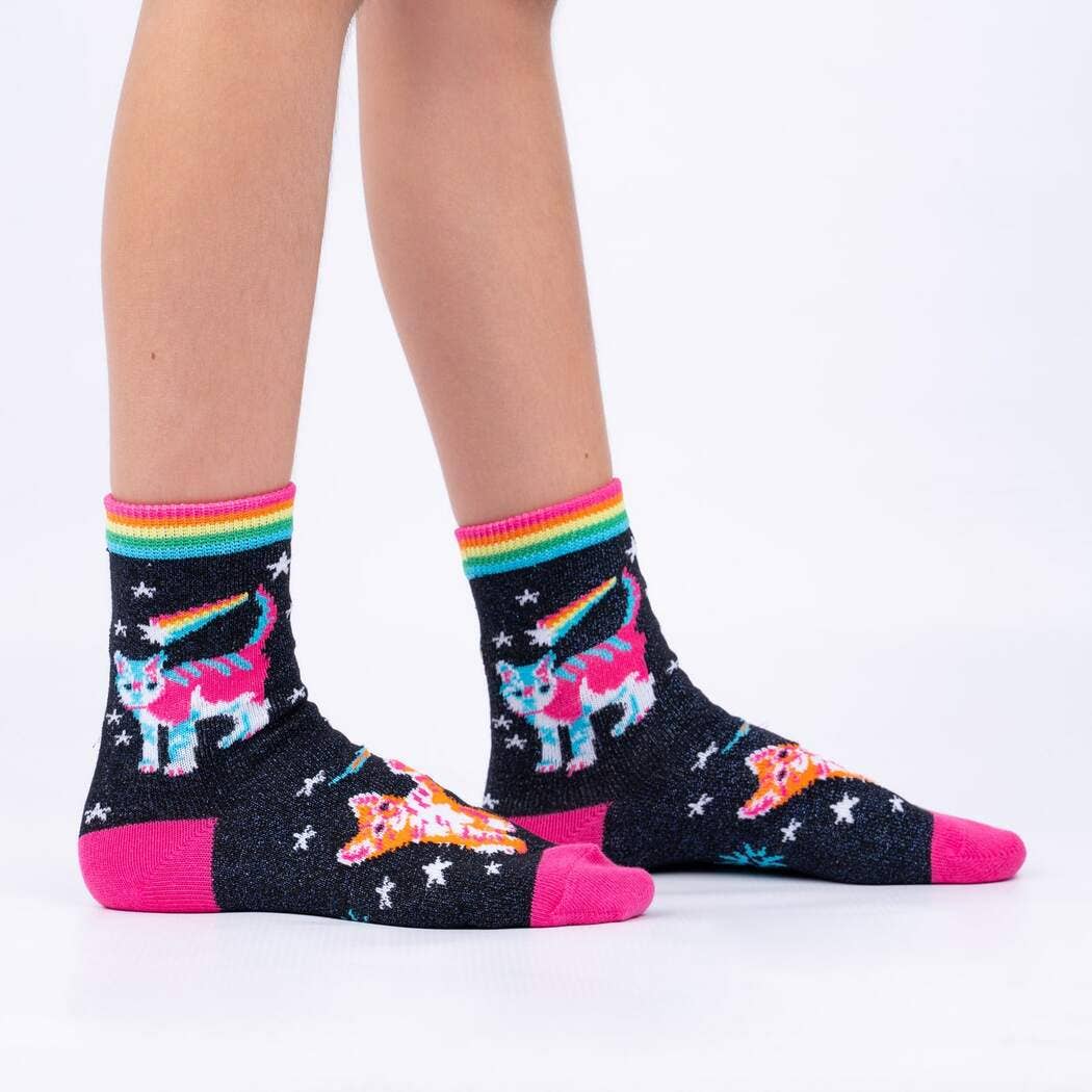 Laden Sie das Bild in den Galerie-Viewer, Sock it to Me Space Cats Junior Crew Socken 3er-Pack