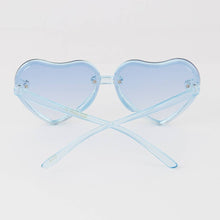 Load image into Gallery viewer, Kids Heart Frame Sunglasses
