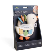 Laden Sie das Bild in den Galerie-Viewer, Itzy Ritzy Bitzy Tunes™ Goose – Light-Up Interactive Piano Toy
