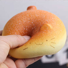 Laden Sie das Bild in den Galerie-Viewer, Cat Bread Squishy — Soft Slow-Rising Stress Relief Toy
