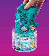 Laden Sie das Bild in den Galerie-Viewer, Crazy Aaron's Mermaid Magic Slime Charmer
