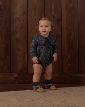 Load image into Gallery viewer, Rylee + Cru Fern Romper – Hearts Ditsy
