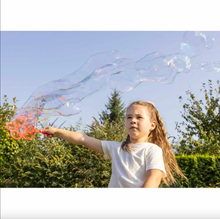 Load image into Gallery viewer, Pustefix Play-Mix Flower Power Bubble Set – Flower Wand &amp; Bubble Solution (250ml)
