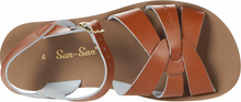 Load image into Gallery viewer, Salt Water Swimmer Sandals Tan
