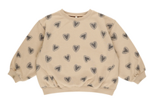 Load image into Gallery viewer, Rylee + Cru Oversized Sweatshirt Hearts Sand Size 2-3y
