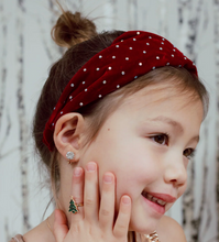 Load image into Gallery viewer, Great Pretenders All Aglow Holiday Ring Set
