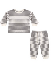 Laden Sie das Bild in den Galerie-Viewer, Quincy Mae Cozy Set Slate Stripe
