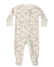 Laden Sie das Bild in den Galerie-Viewer, Quincy Mae Zip Long Sleeve Sleeper Footie Floral Vine
