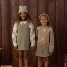 Laden Sie das Bild in den Galerie-Viewer, Rylee + Cru Aspen Sweater – Ivory Flowers
