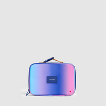 Laden Sie das Bild in den Galerie-Viewer, State Rodgers Lunch Box Blue/Pink Gradient

