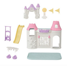 Laden Sie das Bild in den Galerie-Viewer, Calico Critters Castle Nursery
