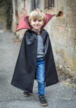 Load image into Gallery viewer, Great Pretenders Vampire Cape
