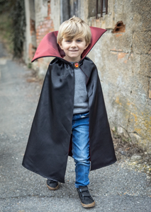 Great Pretenders Vampire Cape