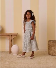 Load image into Gallery viewer, Rylee + Cru Zayla Top Blossom
