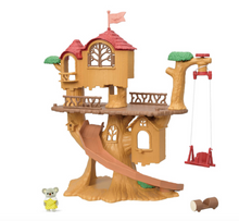 Load image into Gallery viewer, Calico Critters Adventure Tree House Gift Set

